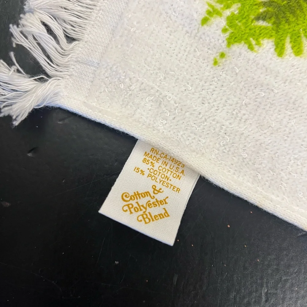 NOS Vintage 70s Mid Century Modern‎ Mushroom Plantation Farm Kitchen Towel As Is